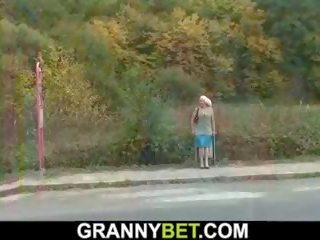 Starý streetwalker je vyzdvihnúť hore a fucked, zadarmo špinavé video 41