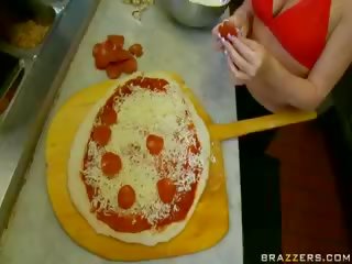 Cipka backed pizza