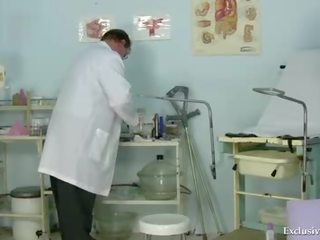 Kristyna amjagaz gaping at küntiräk gyno clinic by healer